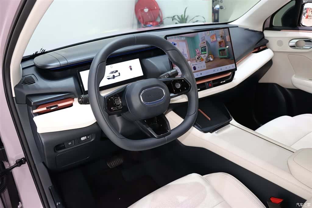 Lynk & Co 02, 2025 10