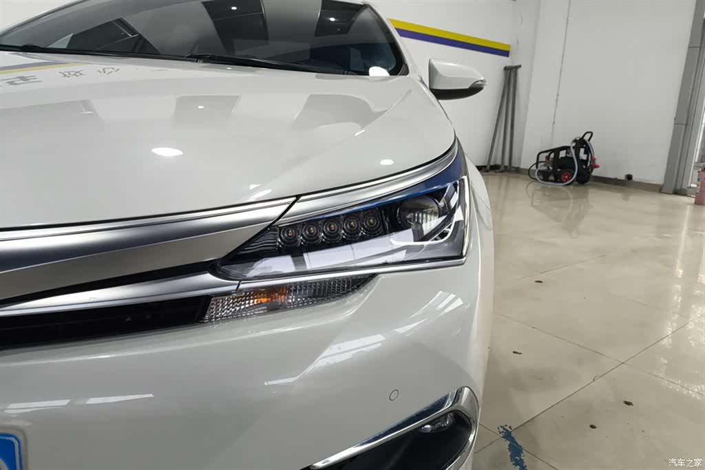 Toyota Corolla, 2018 все фото