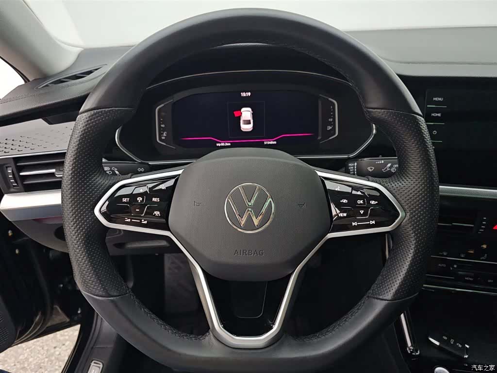 Volkswagen Passat, 2022 11