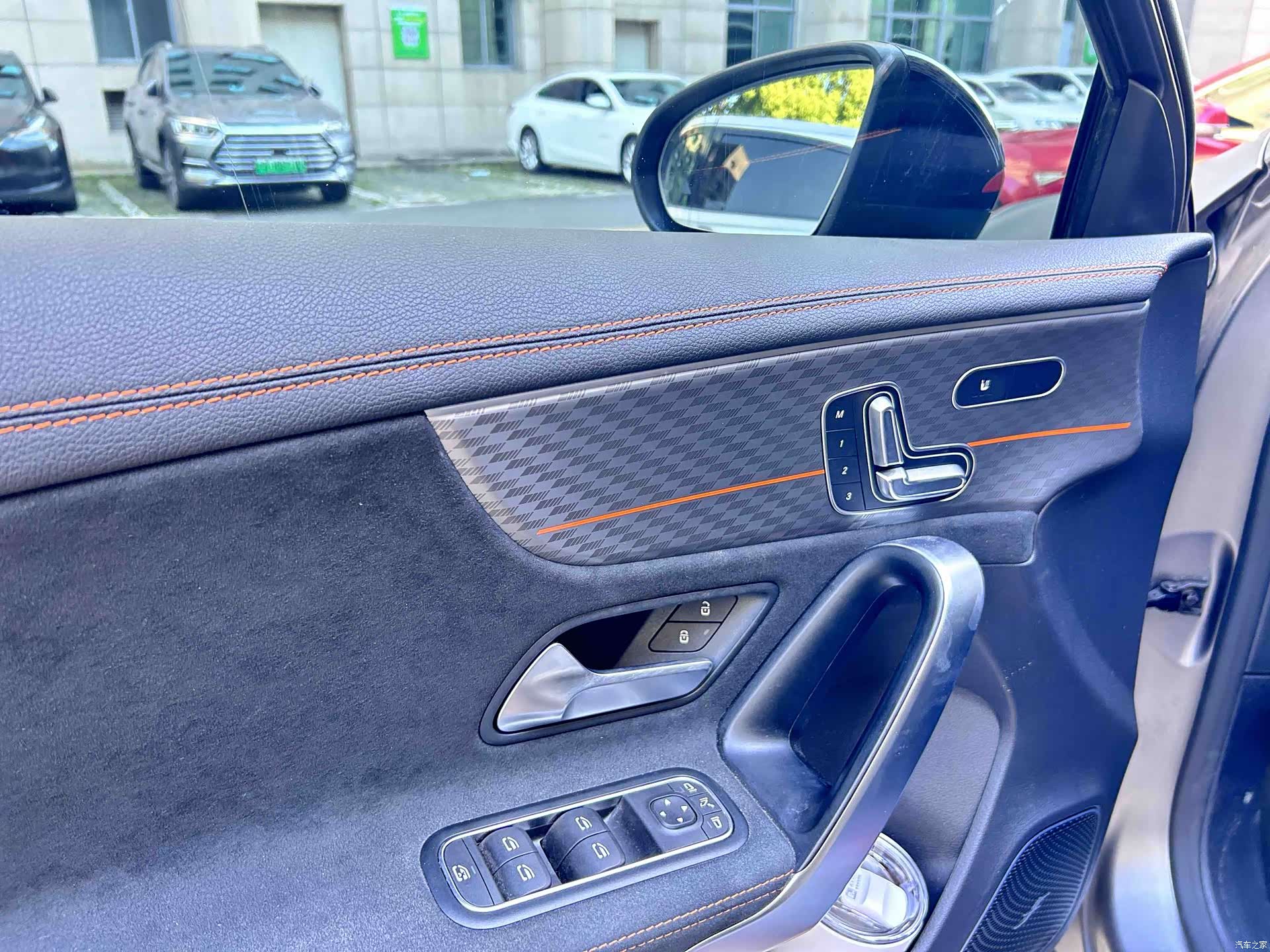 Mercedes-Benz A-Class, 2025 11