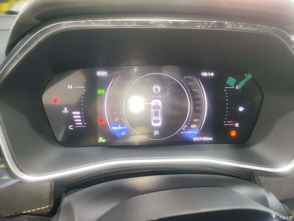 Geely Preface, 2022 12