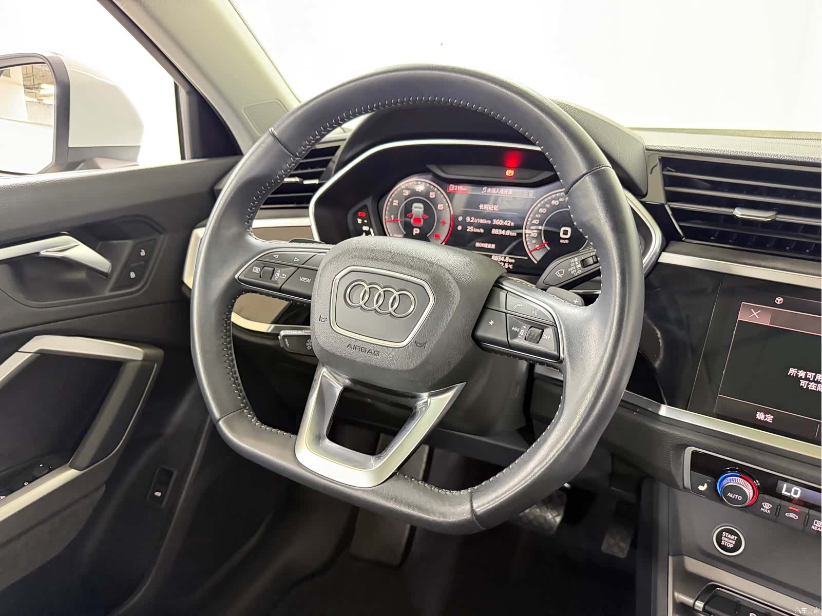 Audi Q3, 2022 12