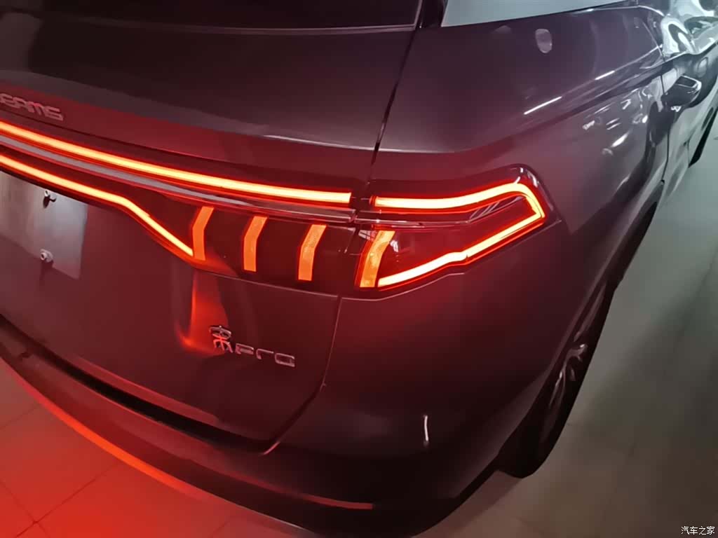 BYD Song, 2021 8