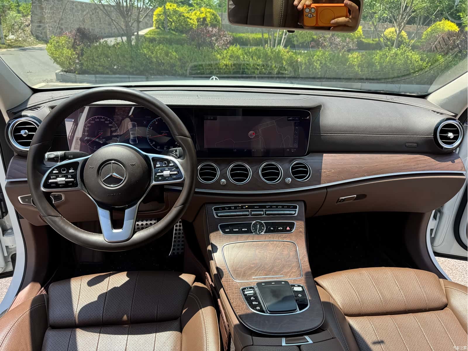 Mercedes-Benz E-Class, 2019 19