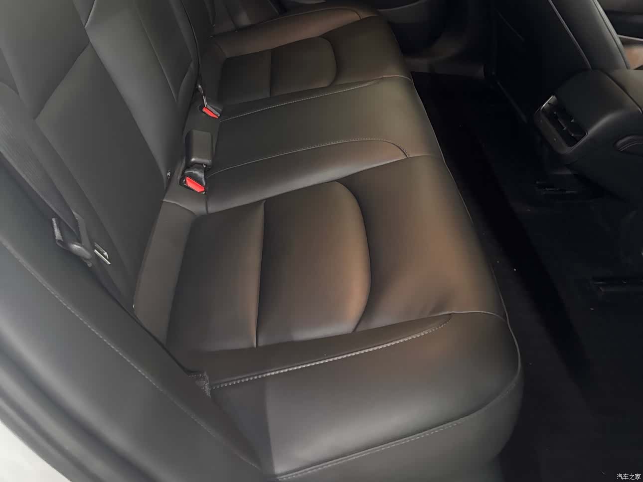 Tesla Model 3, 2021 15
