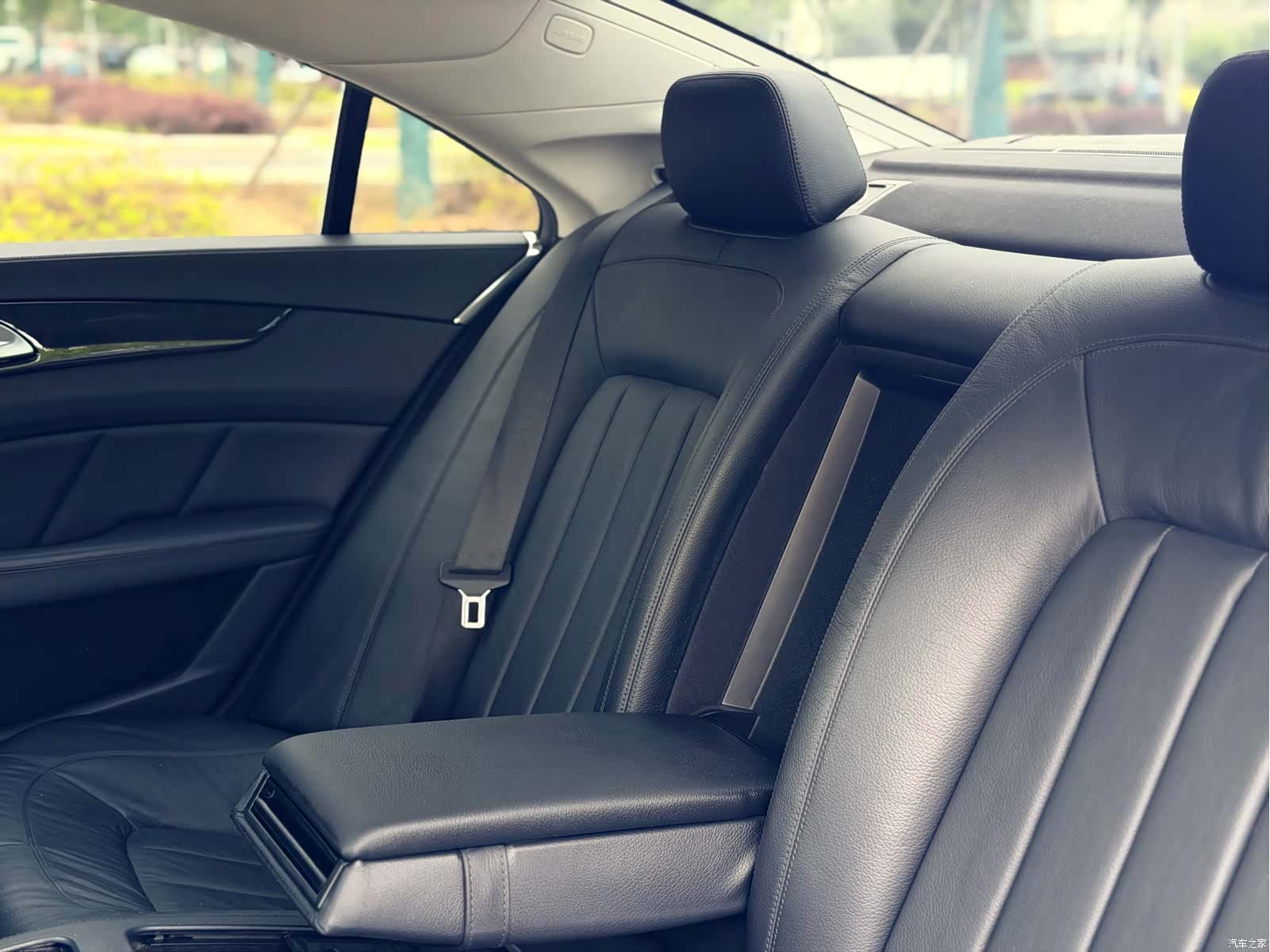 Mercedes-Benz CLS, 2015 19