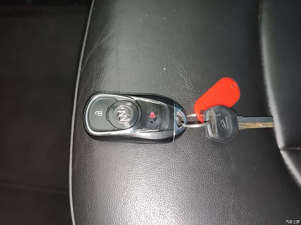 Buick Envision Plus, 2018 9