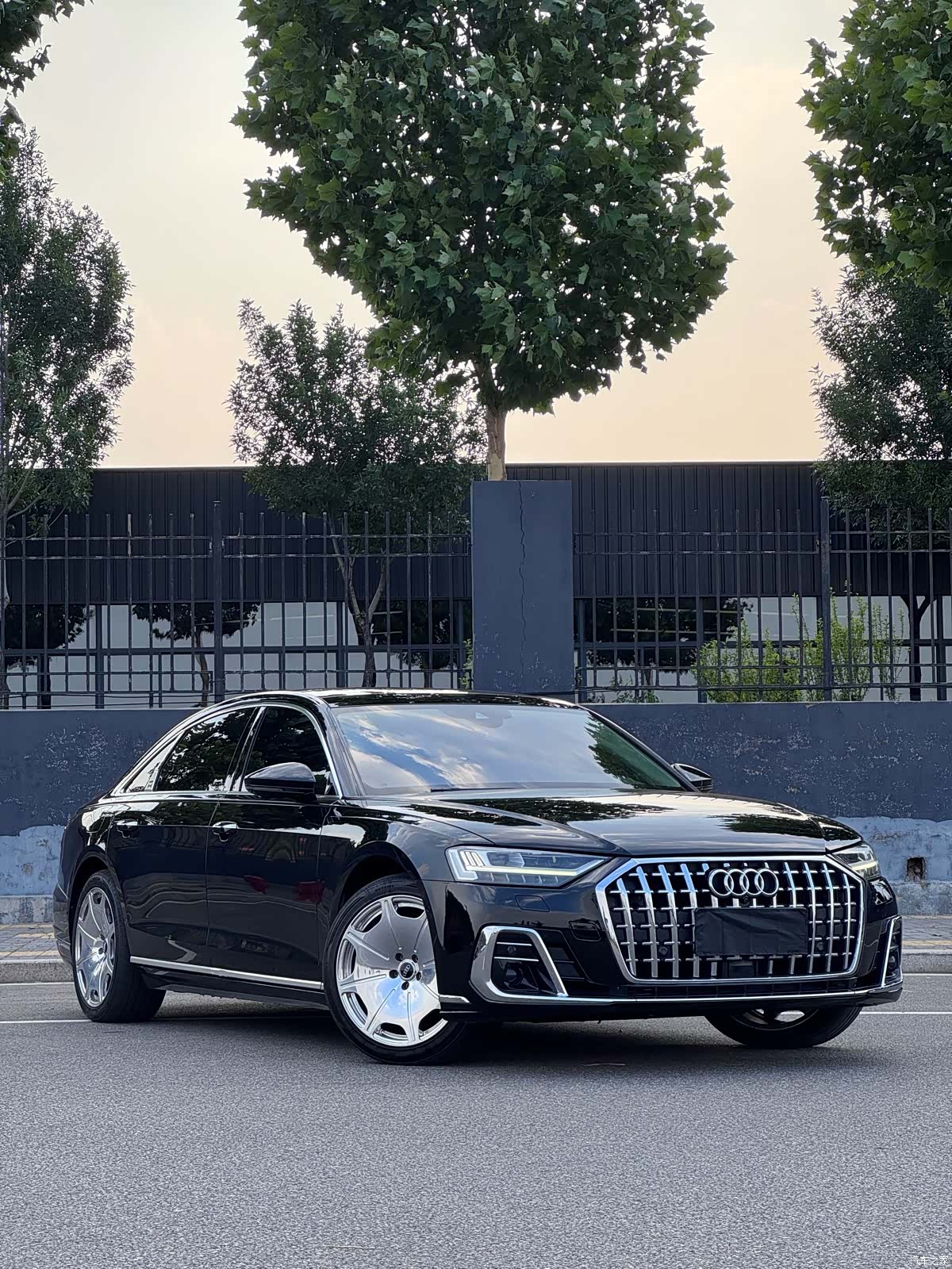 Audi A8L, 2021 1