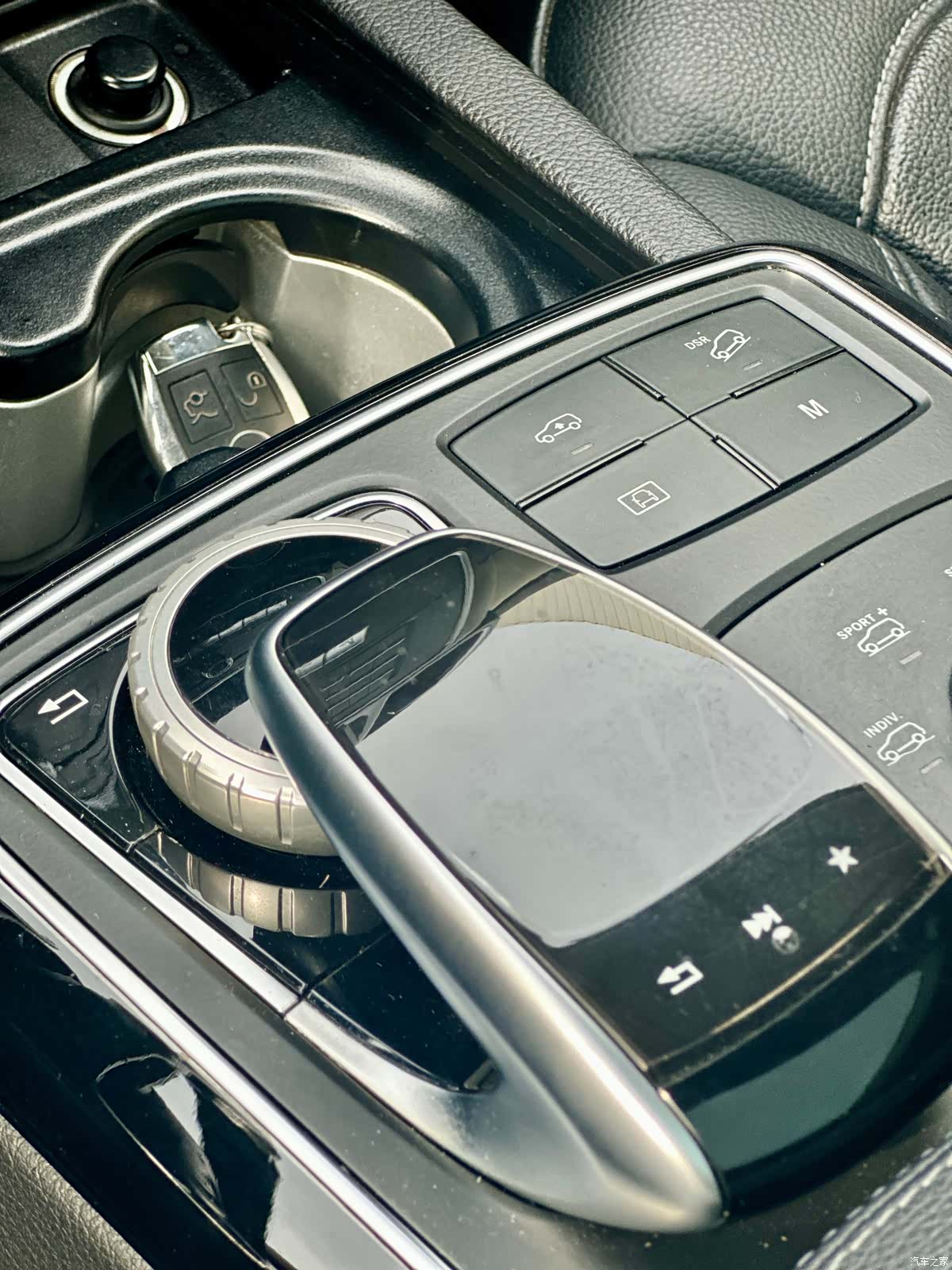 Mercedes-Benz GLE, 2017 38