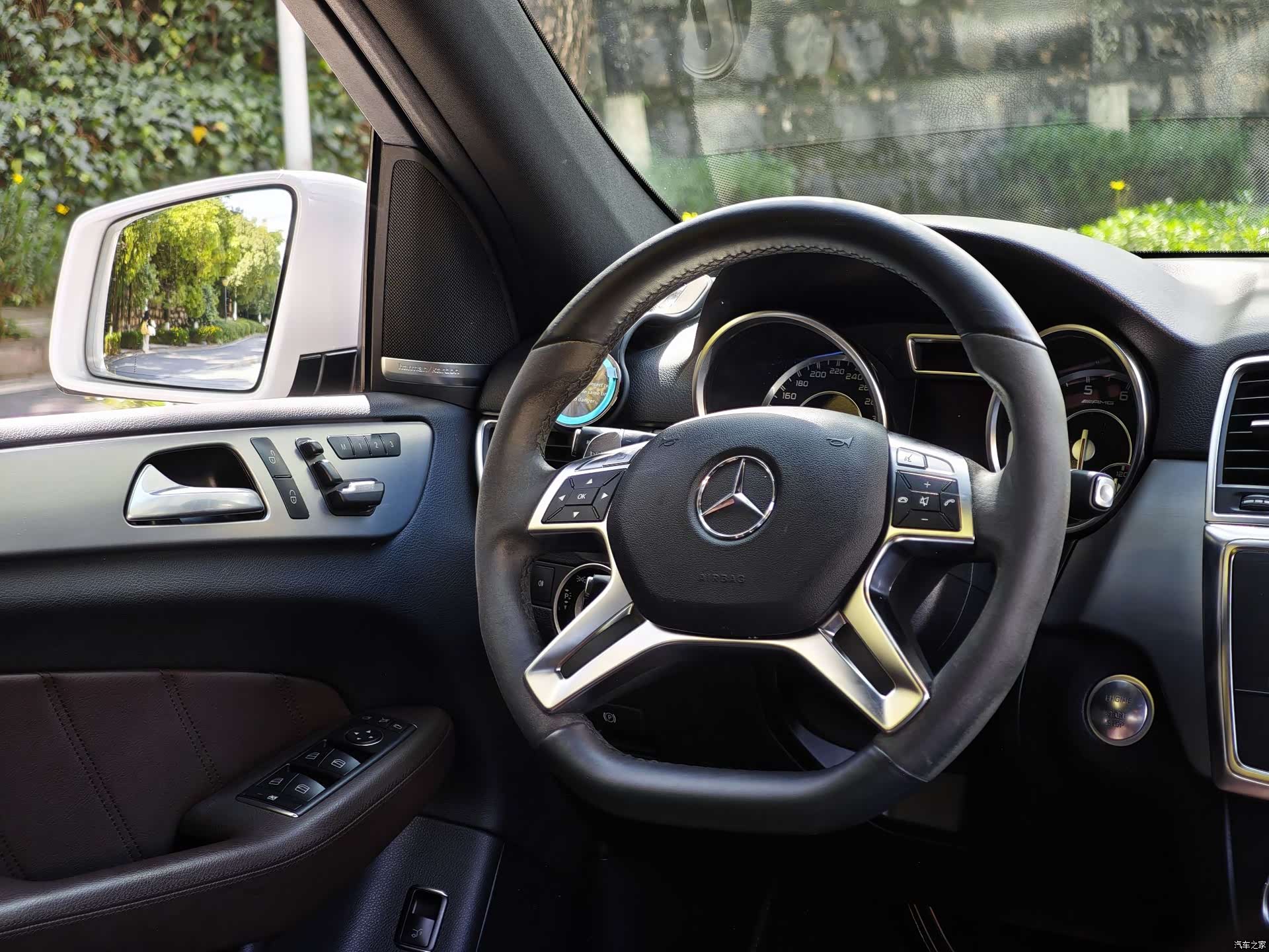 Mercedes-Benz M-Class AMG, 2014 12