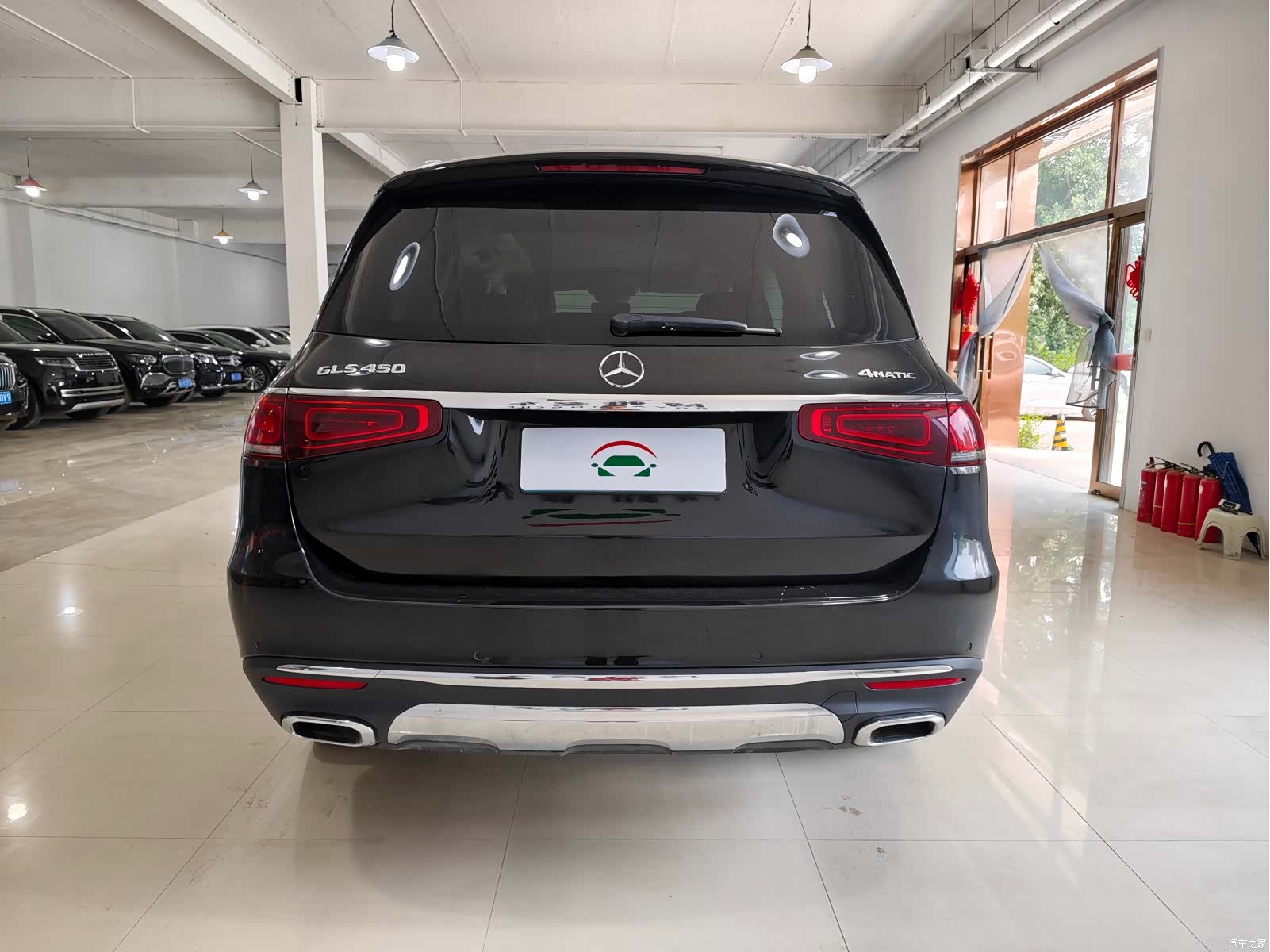 Mercedes-Benz GLS, 2023 все фото