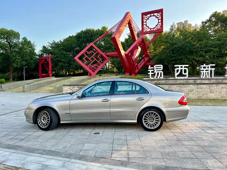 Mercedes-Benz E-class Mercedes-Benz E-class