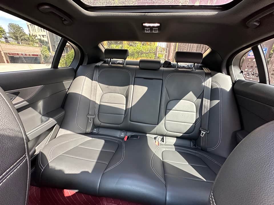 Jaguar XEL Jaguar XEL