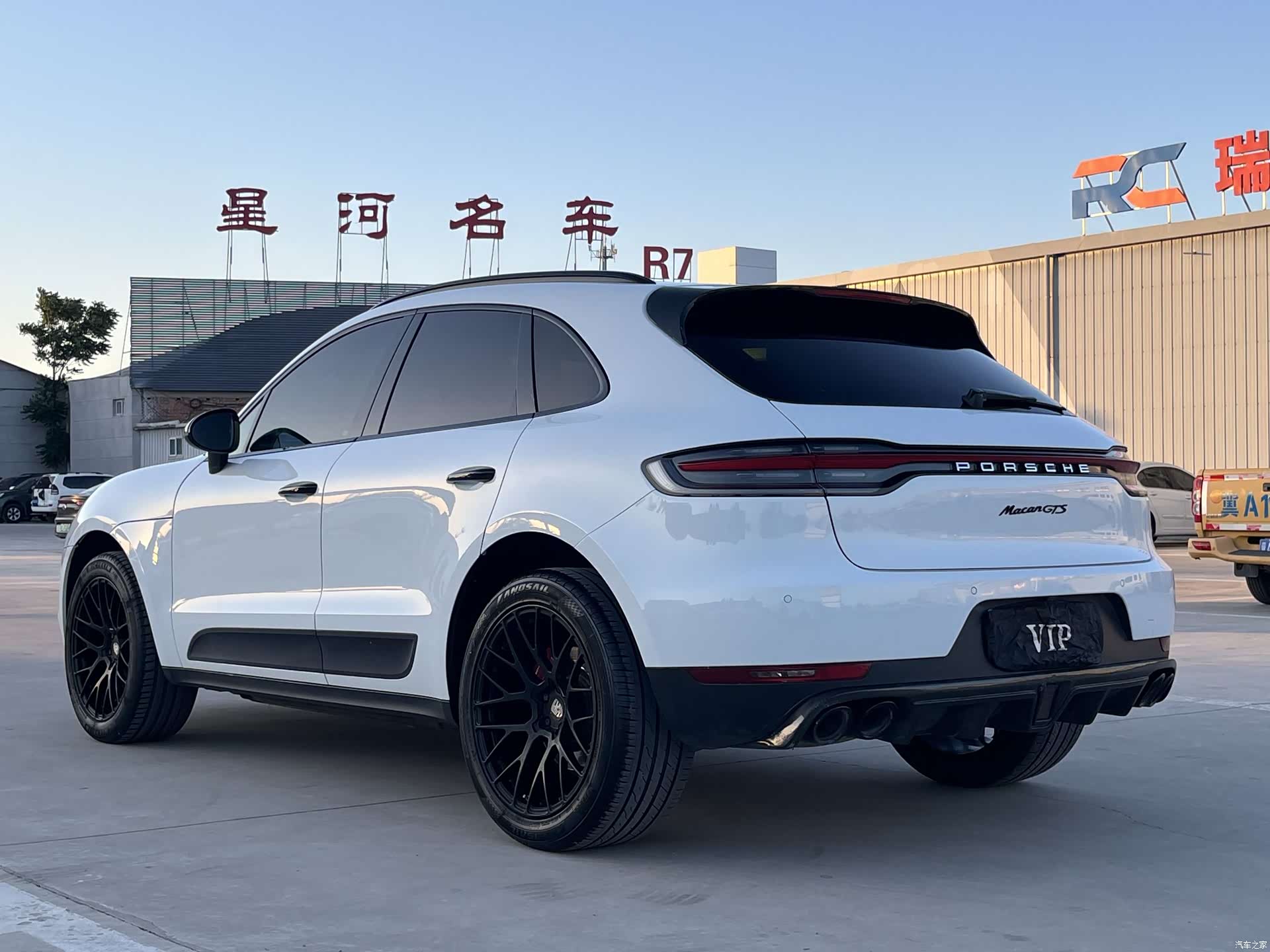 Porsche Macan, 2019 все фото