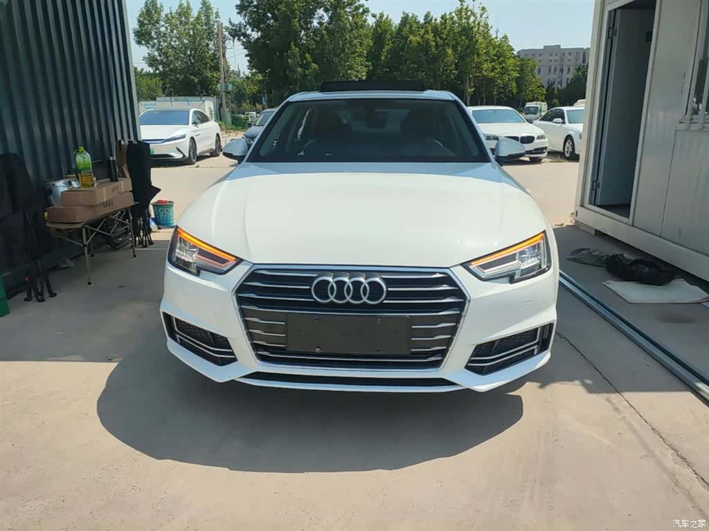 Audi A4L, 2019 3