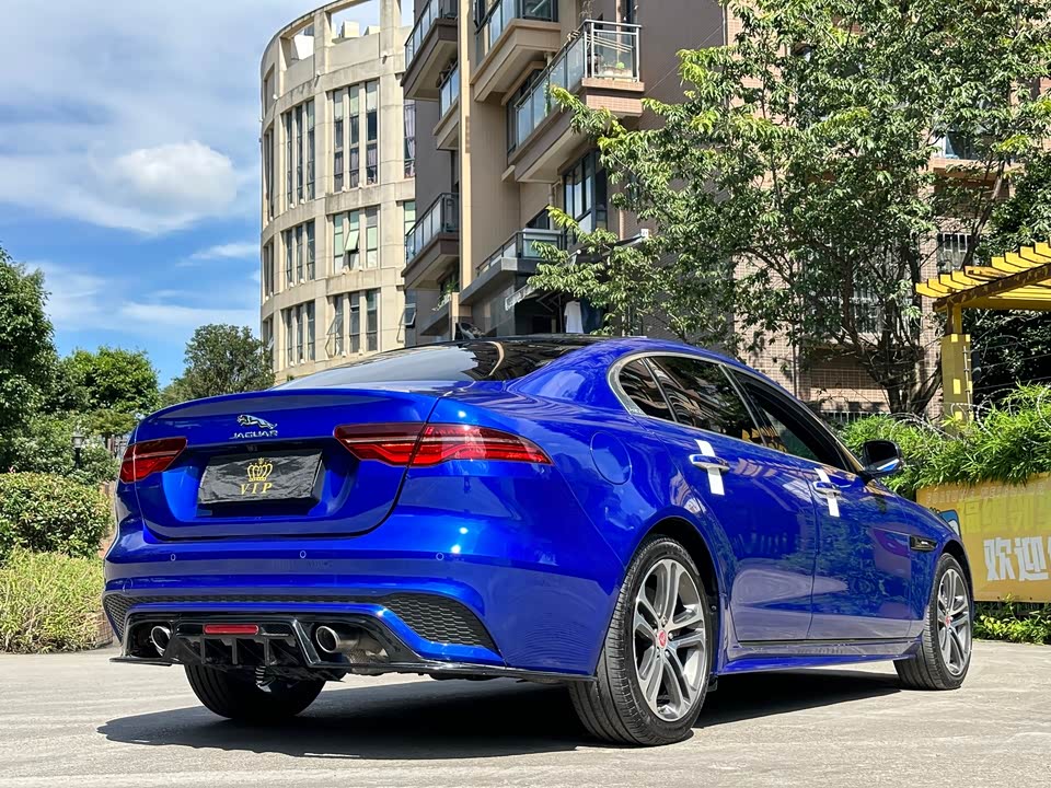 Jaguar XEL Jaguar XEL