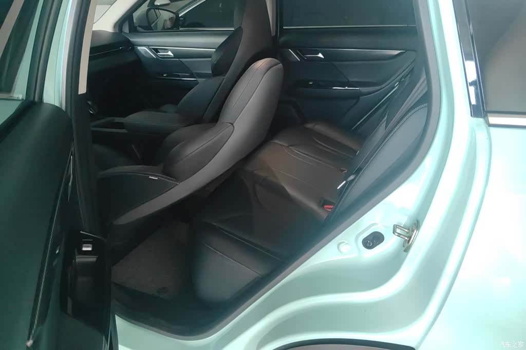 Xpeng G3i, 2023 11