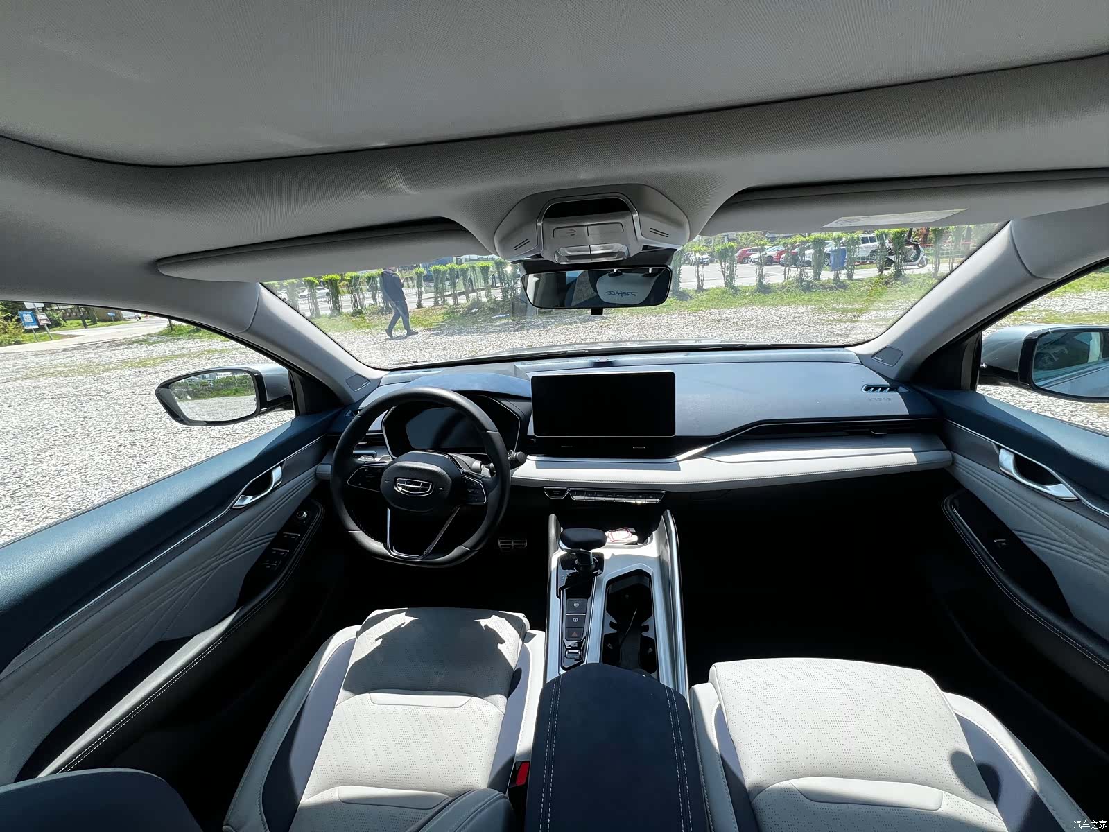 Geely Preface, 2022 9