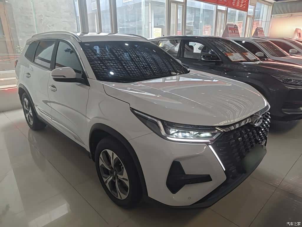 Chery Tiggo 8, 2025 4