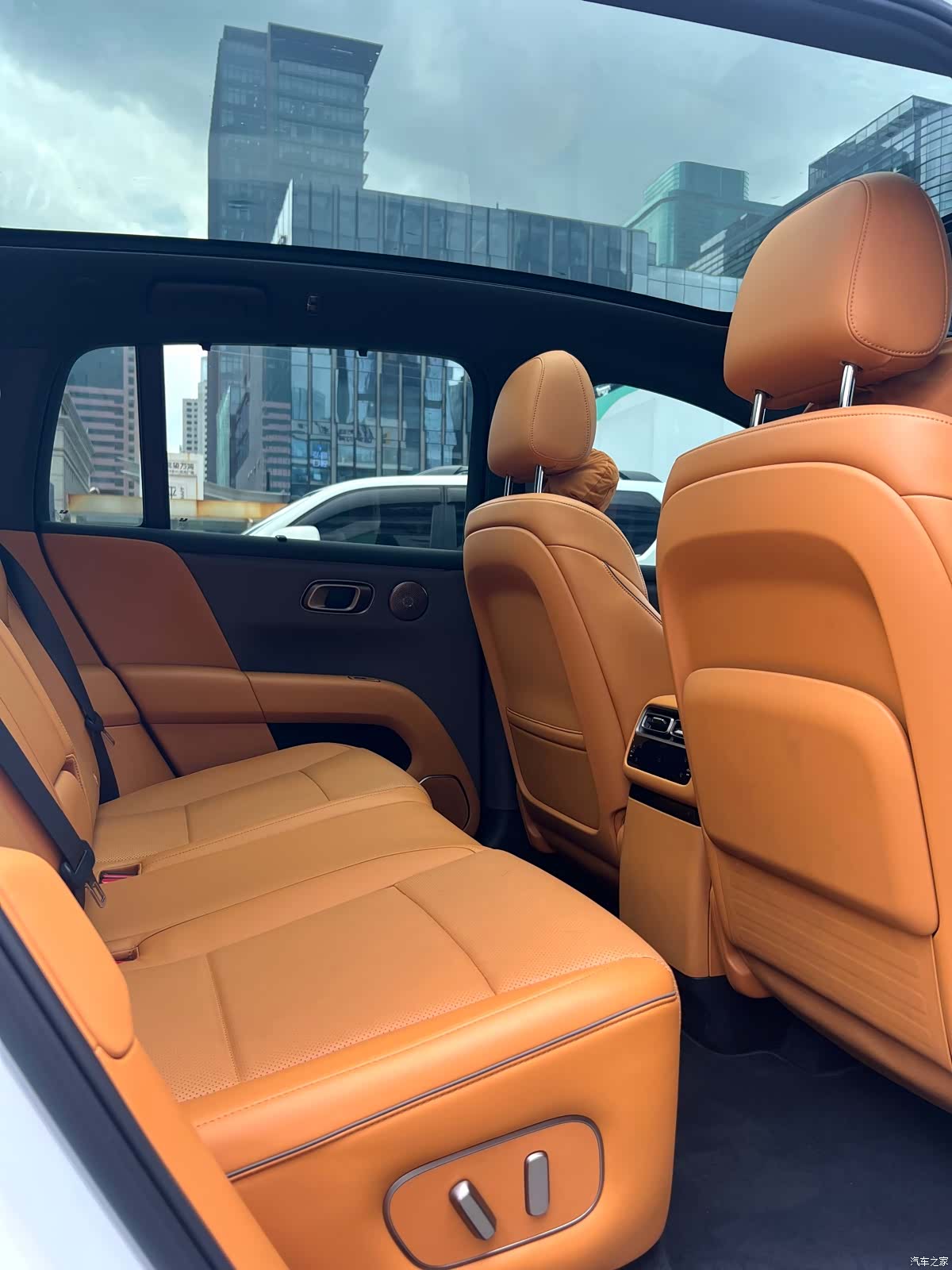 Li Auto i6, 2025 9