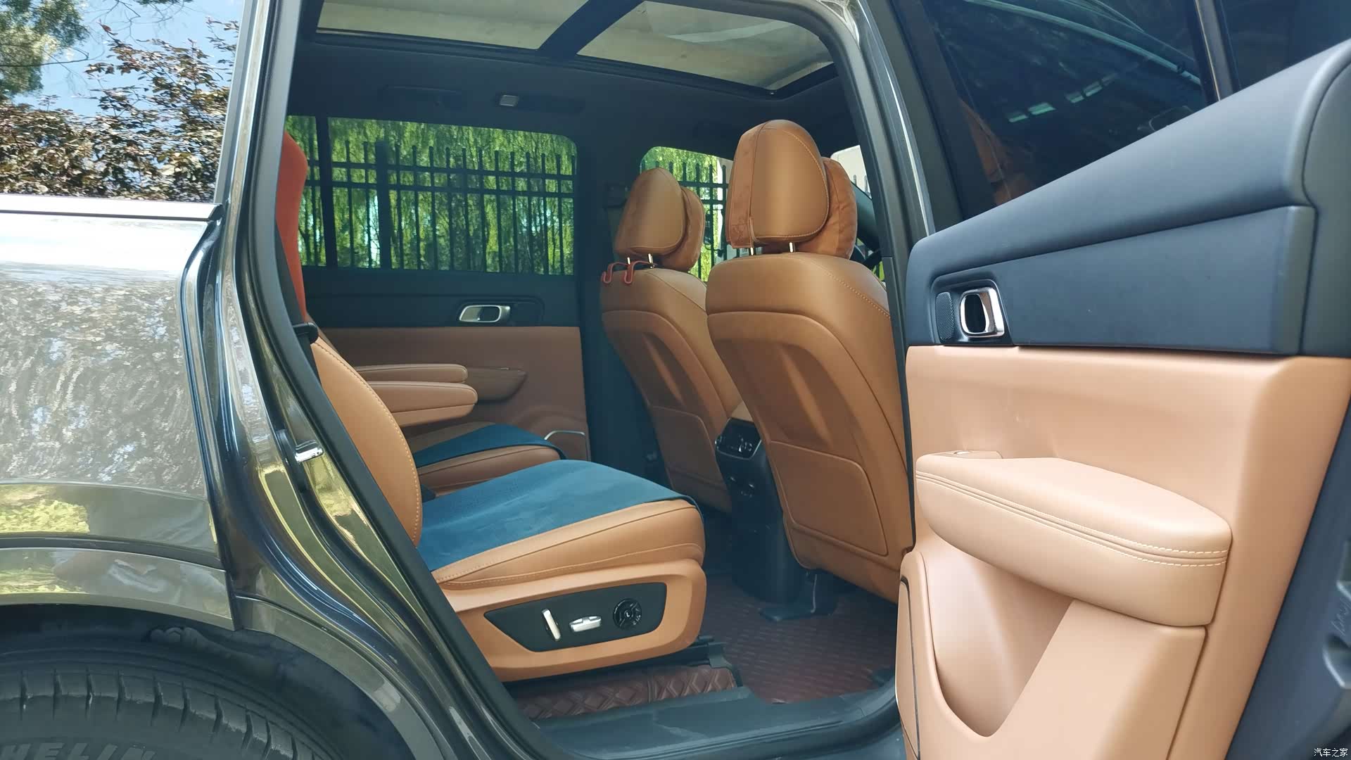 Li Auto ONE, 2023 10