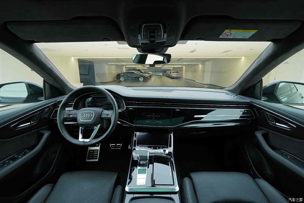 Audi Q8, 2023 20