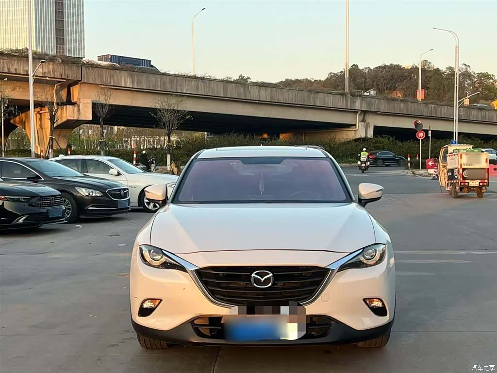 Mazda CX-4, 2017 3