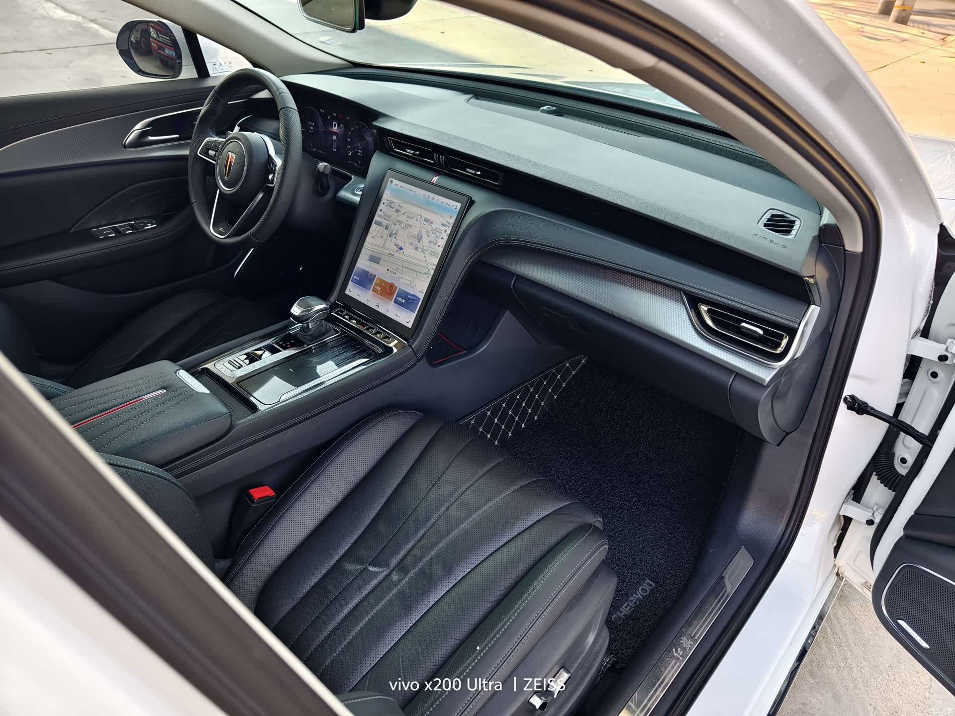 Hongqi H5, 2023 9