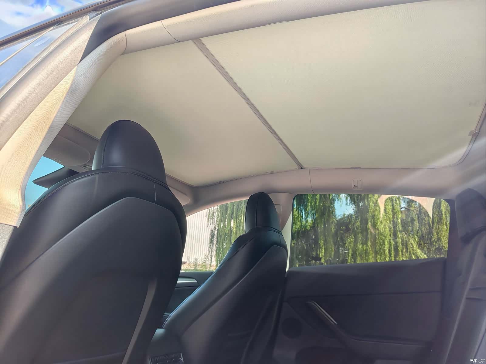 Tesla Model Y, 2023 11
