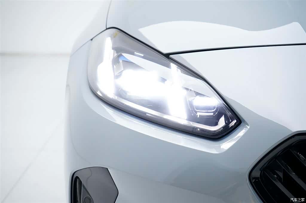 BMW 2 Series, 2025 14