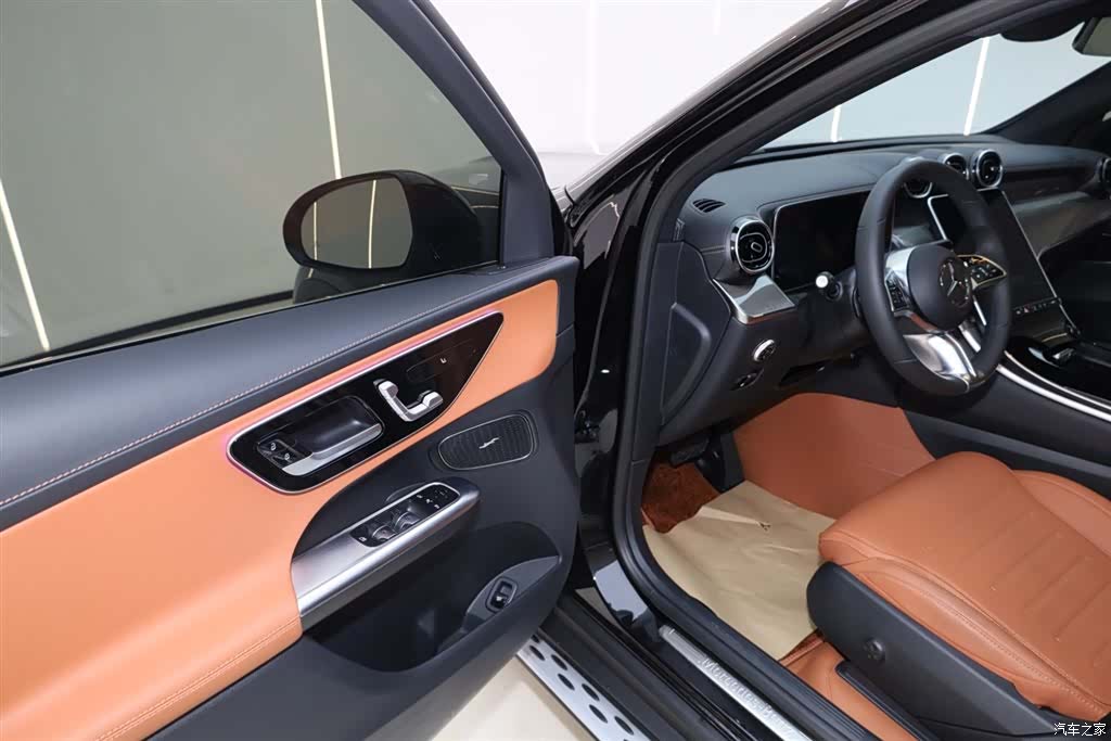 Mercedes-Benz GLC, 2025 7