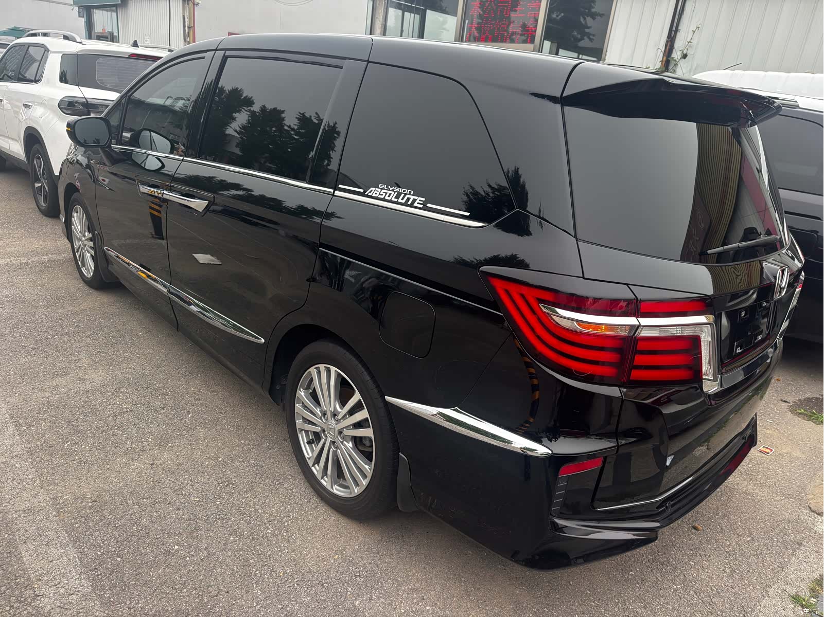 Honda Elysion, 2019 17