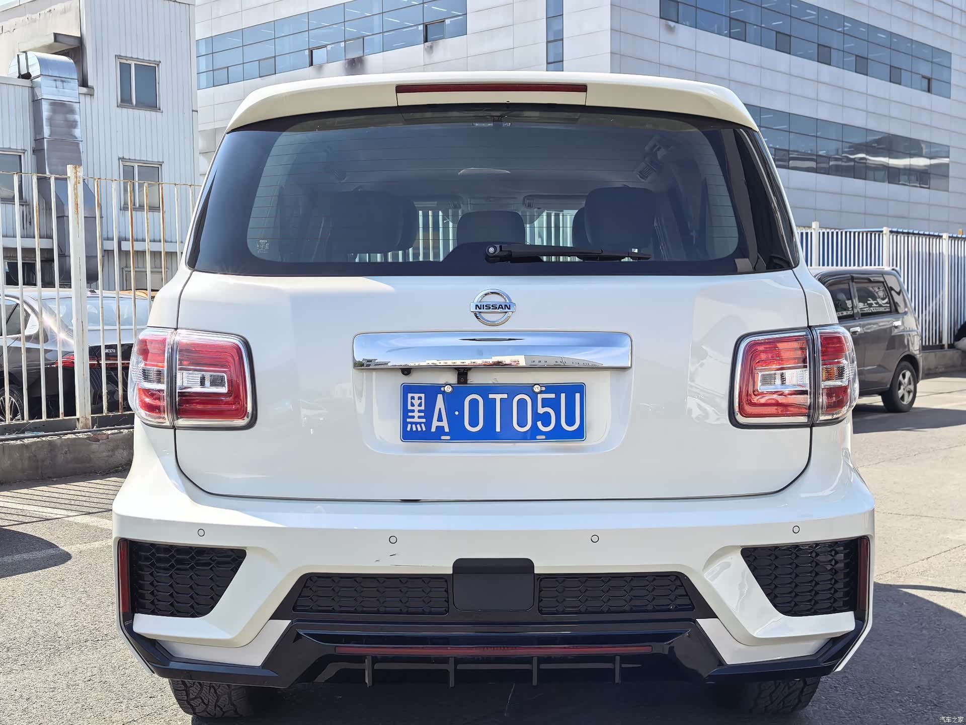 Nissan Patrol, 2018 6