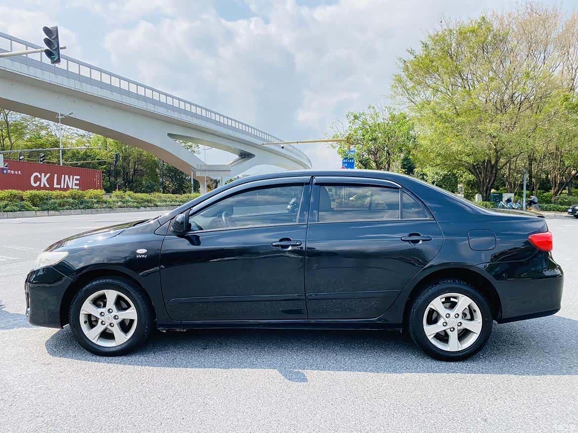 Toyota Corolla, 2013 4