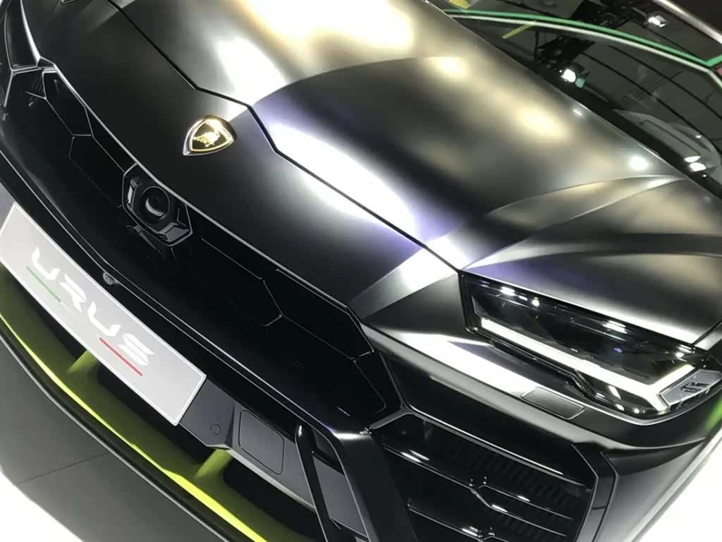 Lamborghini Urus, 2021 2