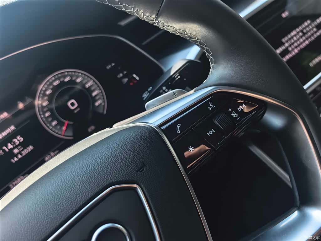 Audi A7L, 2023 24