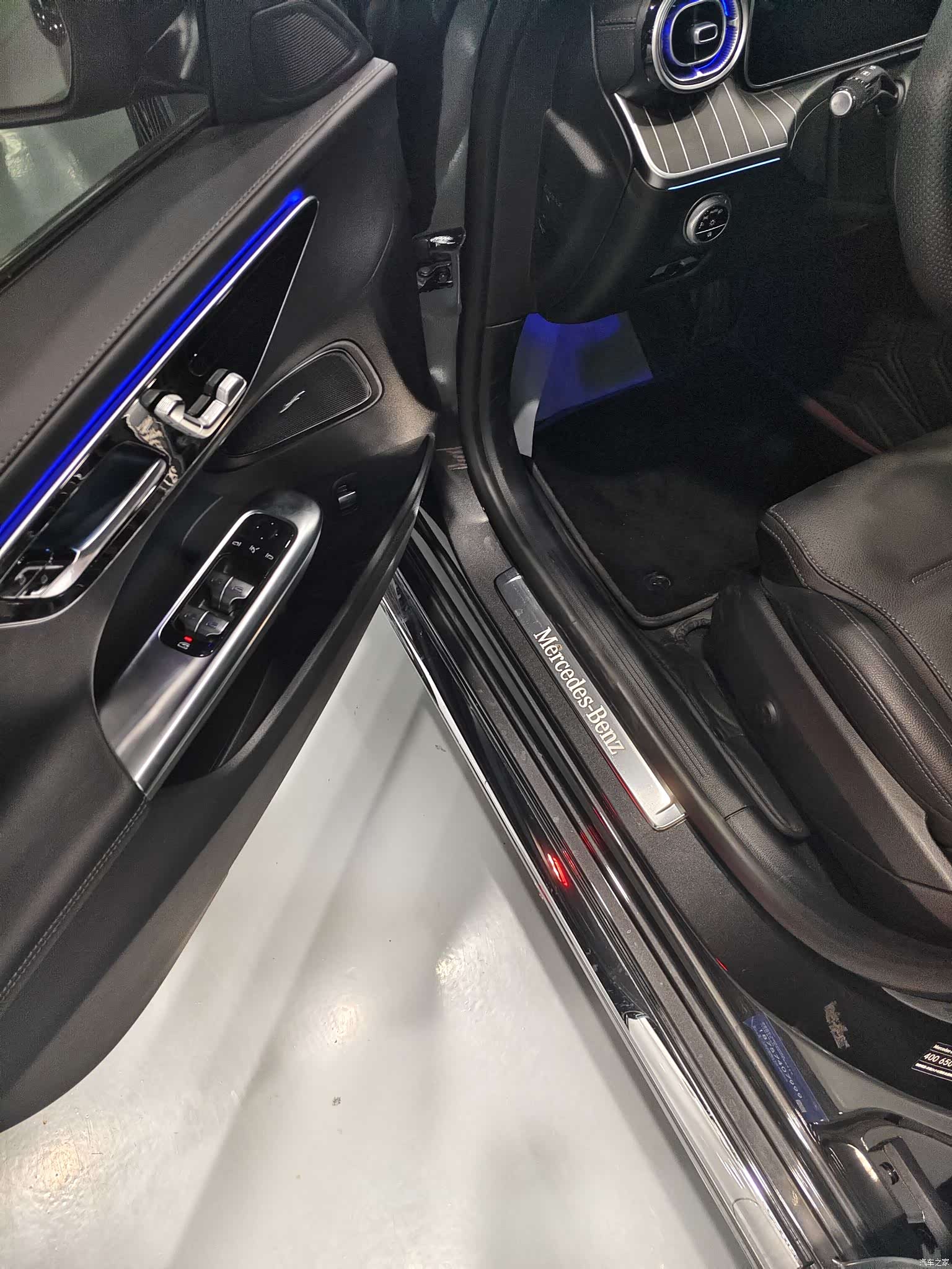 Mercedes-Benz C-Class, 2025 4