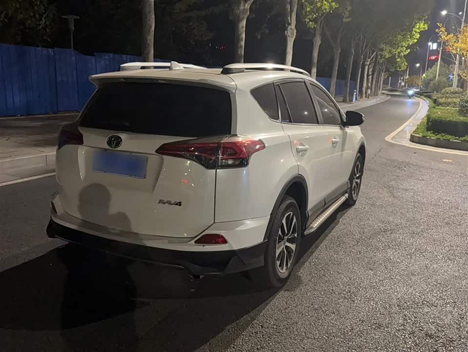 Toyota RAV4 Rongfang