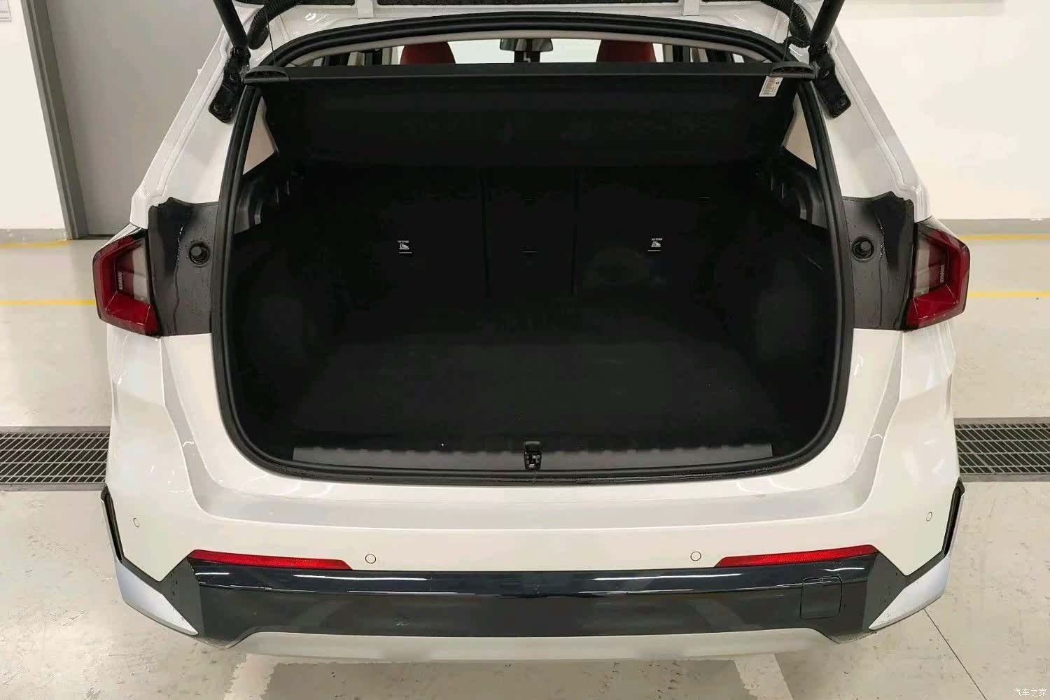 BMW X1, 2025 8