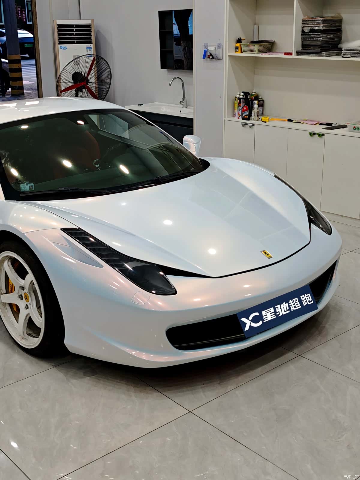 Ferrari 458, 2010 3