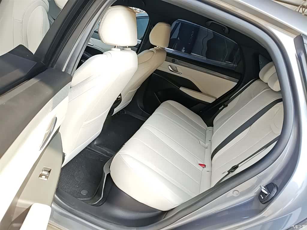 BYD Qin, 2025 17