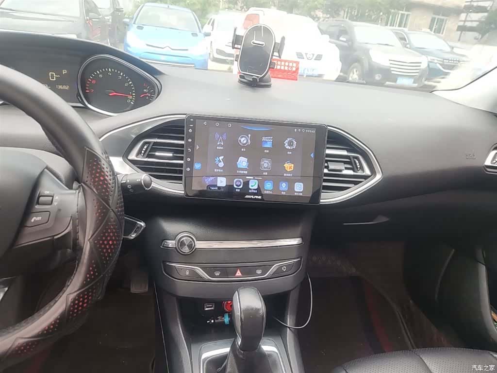 Peugeot 308, 2016 13