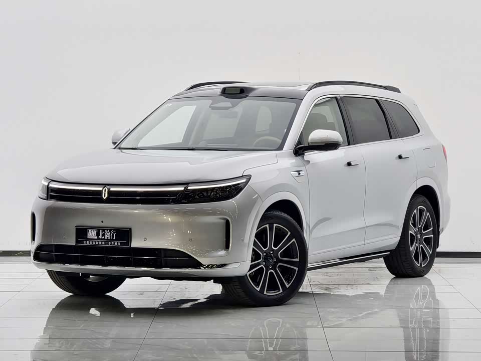 AITO Ask the world M7