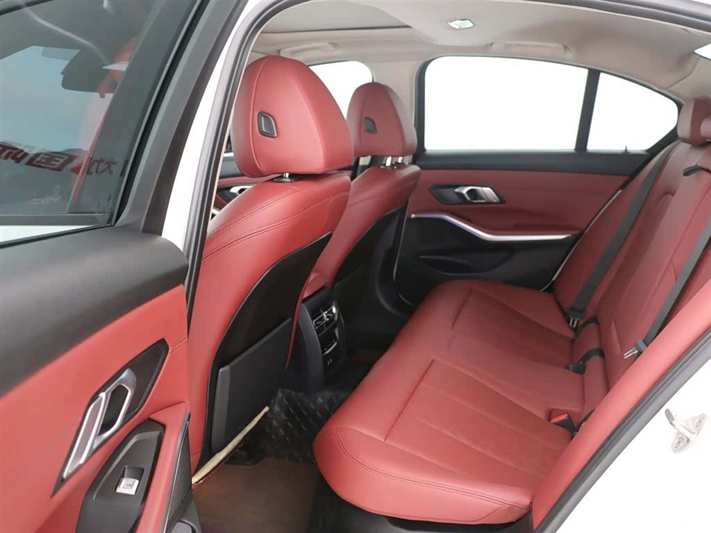 BMW 3 Series, 2022 6