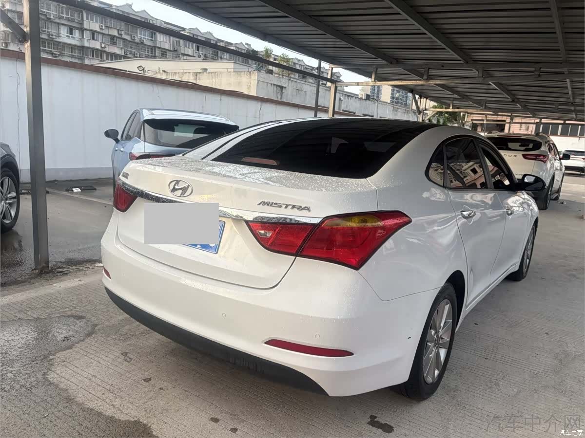 Hyundai GLS, 2016 8