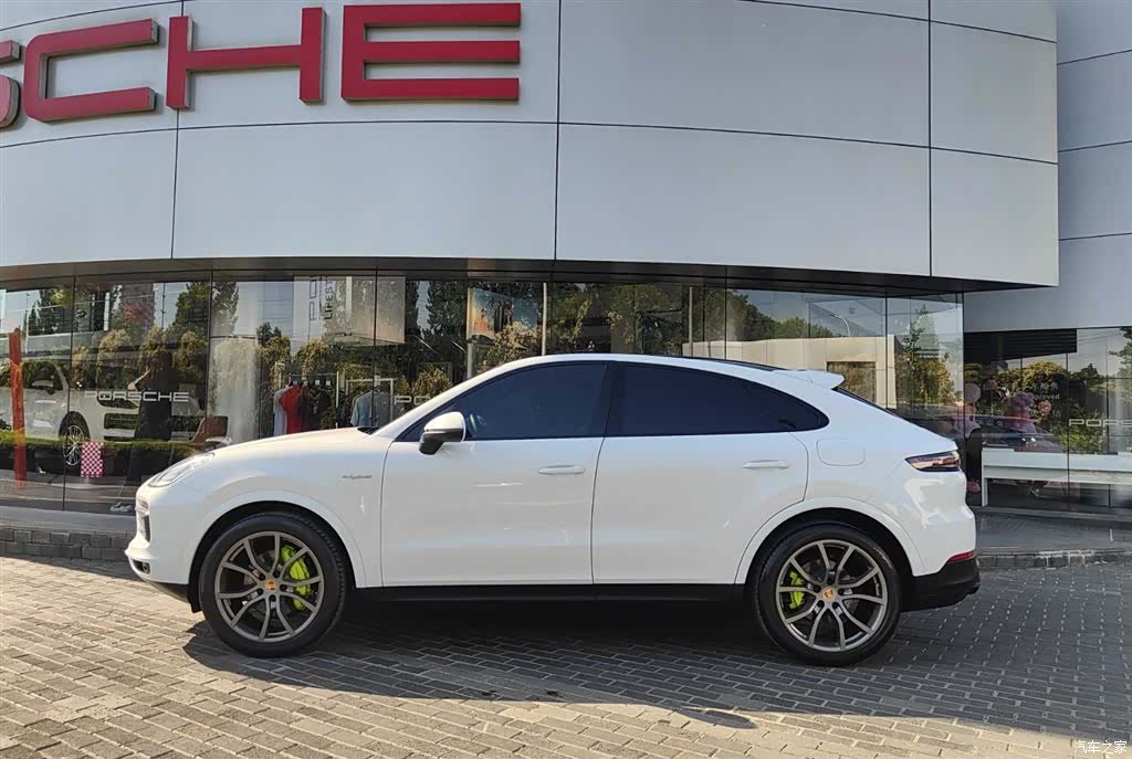 Porsche Cayenne, 2020 3