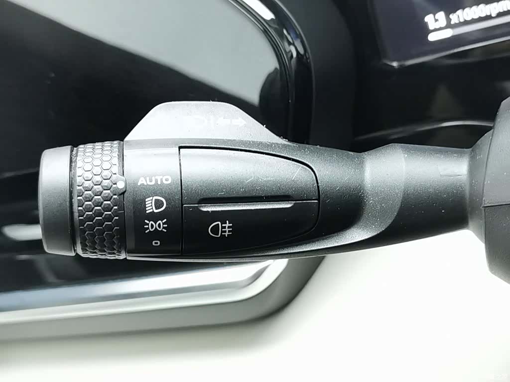 Geely Xingyue L, 2024 21