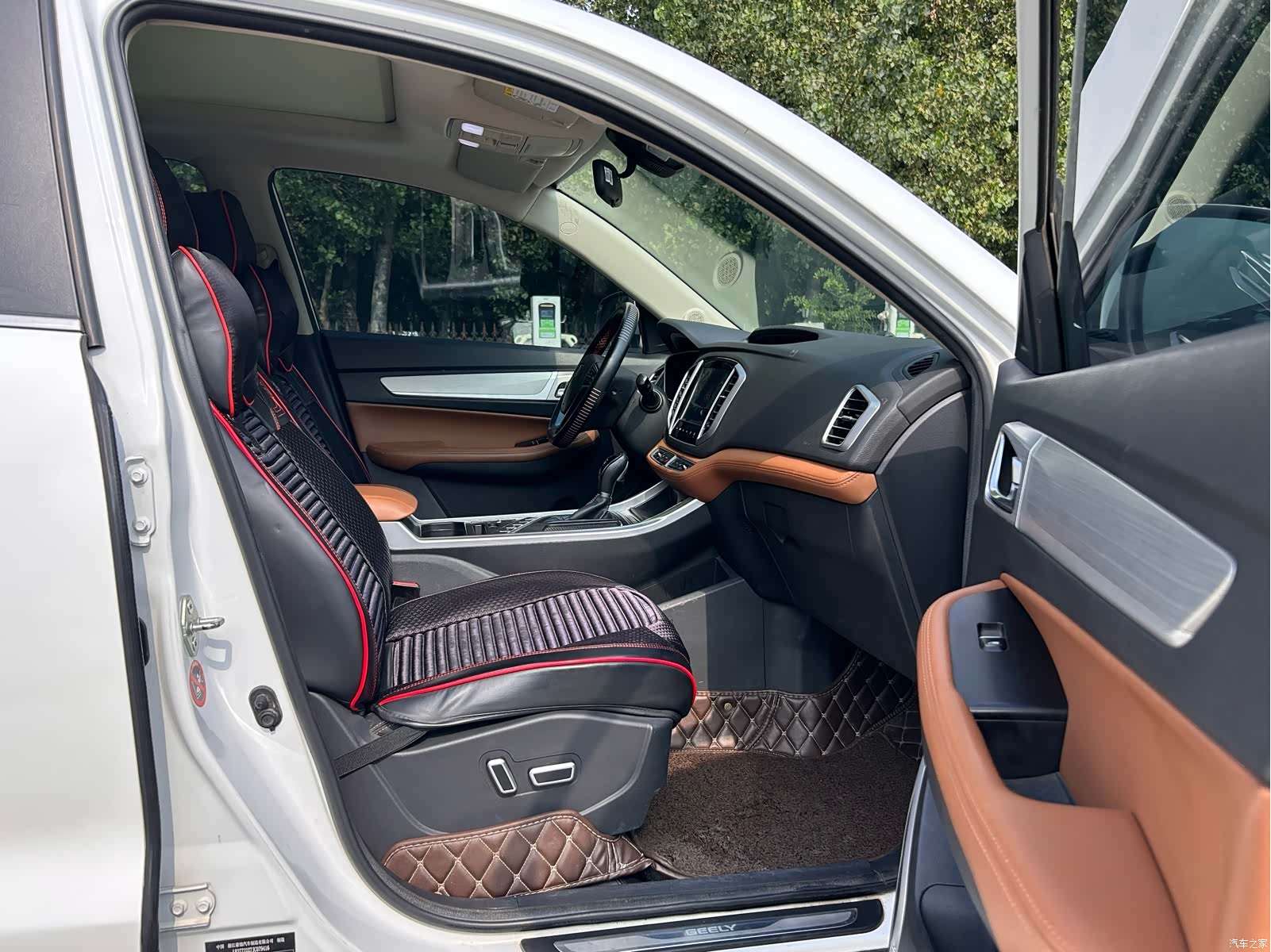 Geely X6, 2019 2