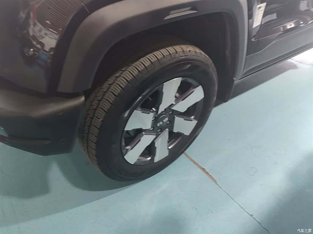BAIC BJ40, 2025 23