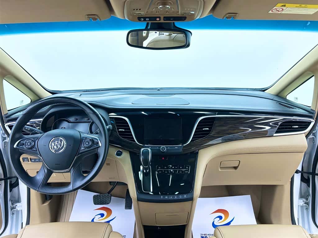 Buick GL8, 2019 7
